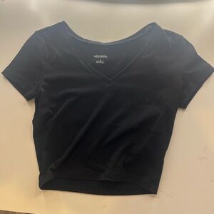 Wild fable v neck crop top. Size small.